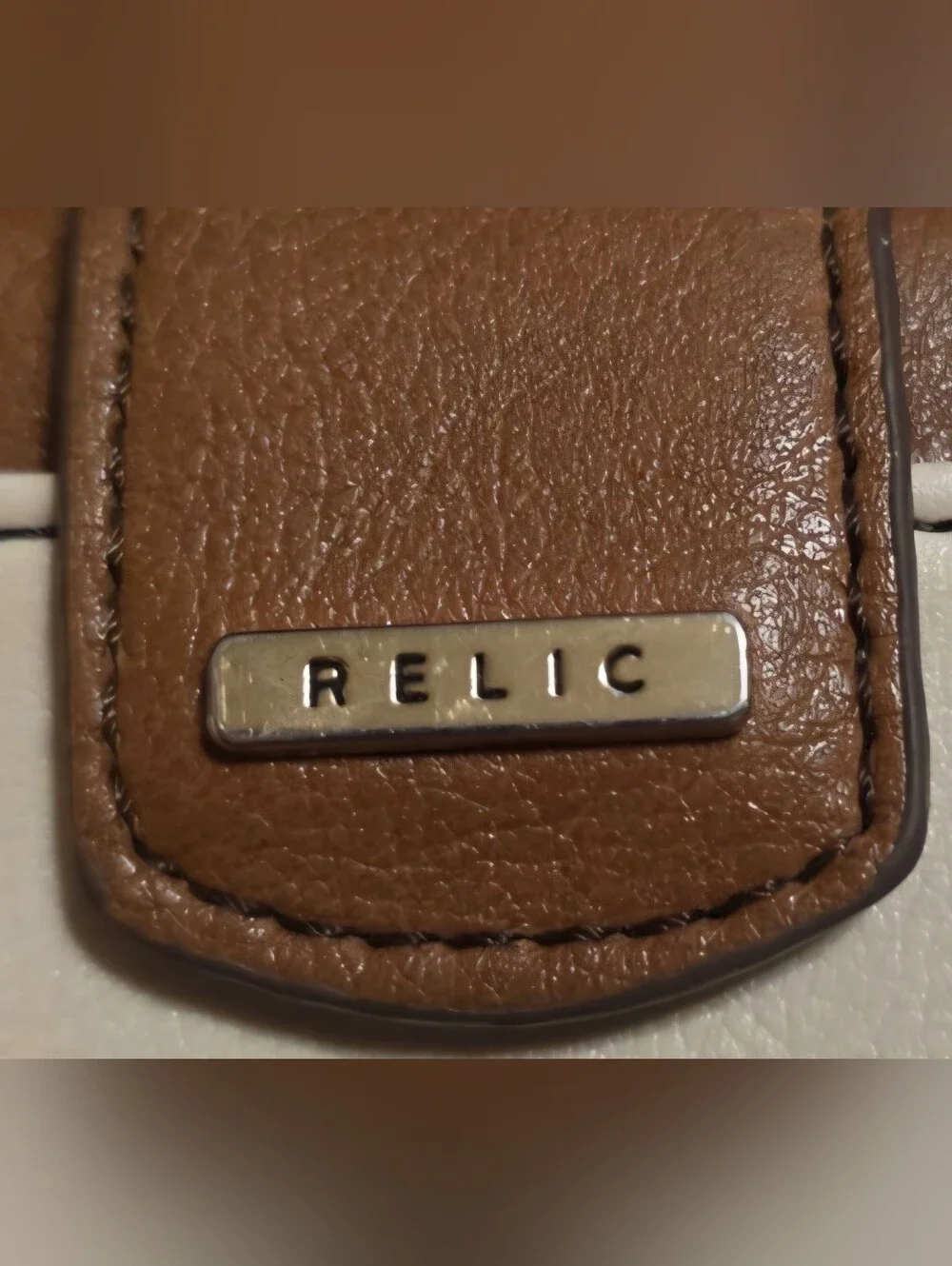 Floral Leaf Applique Relic Wallet